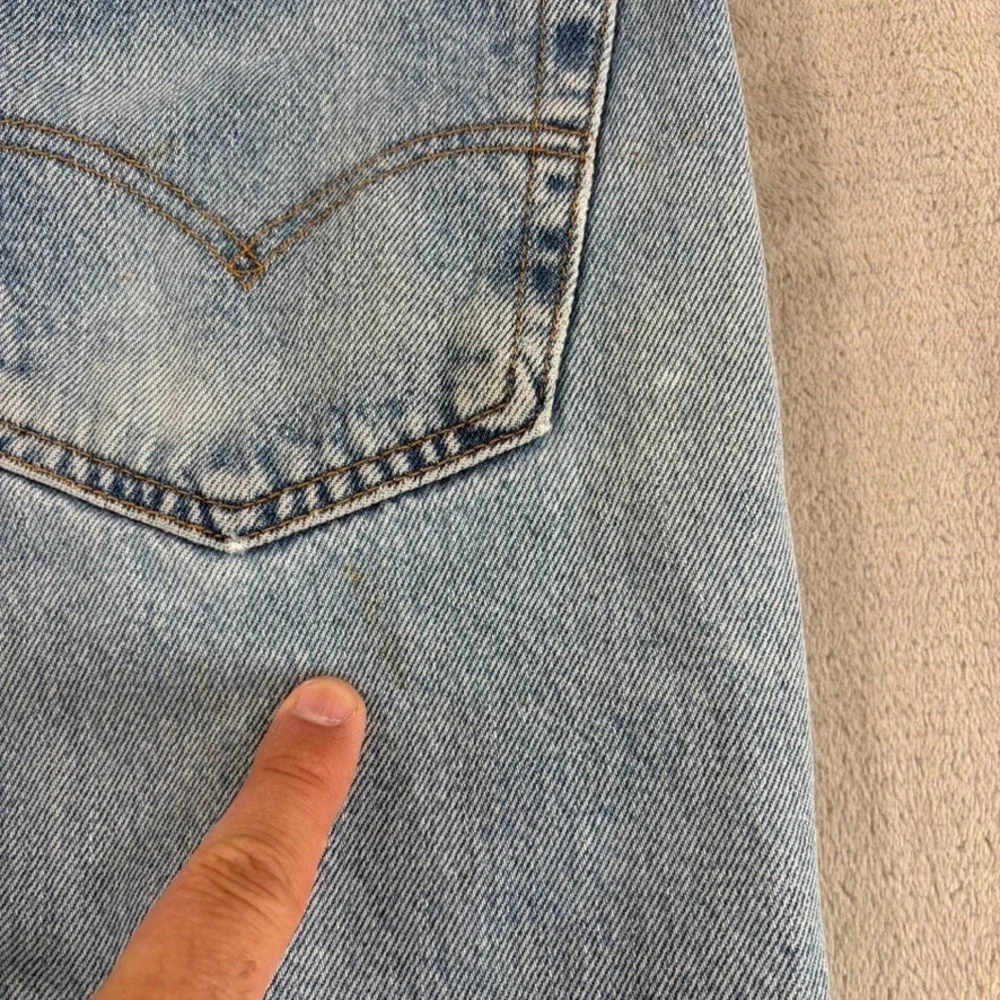 Vintage Levi's 501 Button Fly Denim Jeans Men 34x29.5 (Tag 36x30) Blue Fade Wash